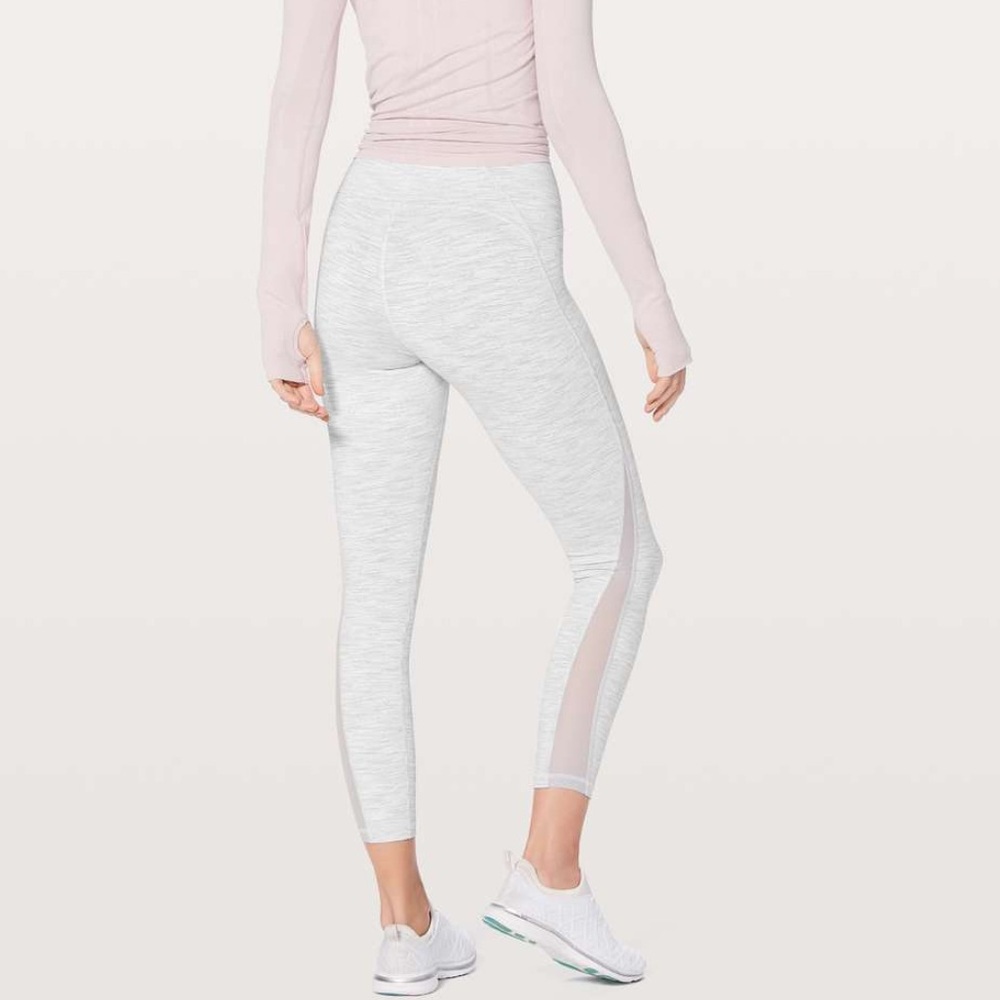 Lululemon Train Times 7/8 tight size 4 25”